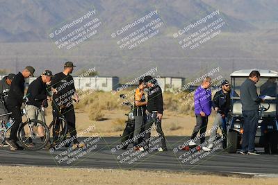 media/Feb-06-2025-Racers Edge (Thu) [[c17ed6f7b1]]/3-Around the Pits-Track Walk/